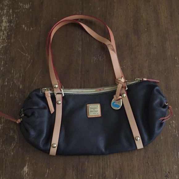 Dooney & Bourke Handbags - Dooney and Bourke brown purse